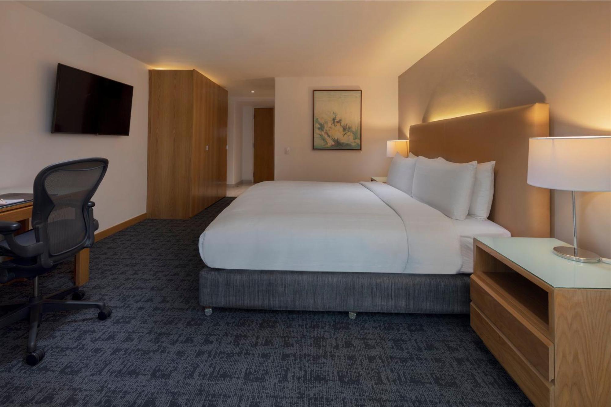 เปรซิเดนเต อินเตอร์คอนติเนนตัล ปวยบลา Hotel ภายนอก รูปภาพ