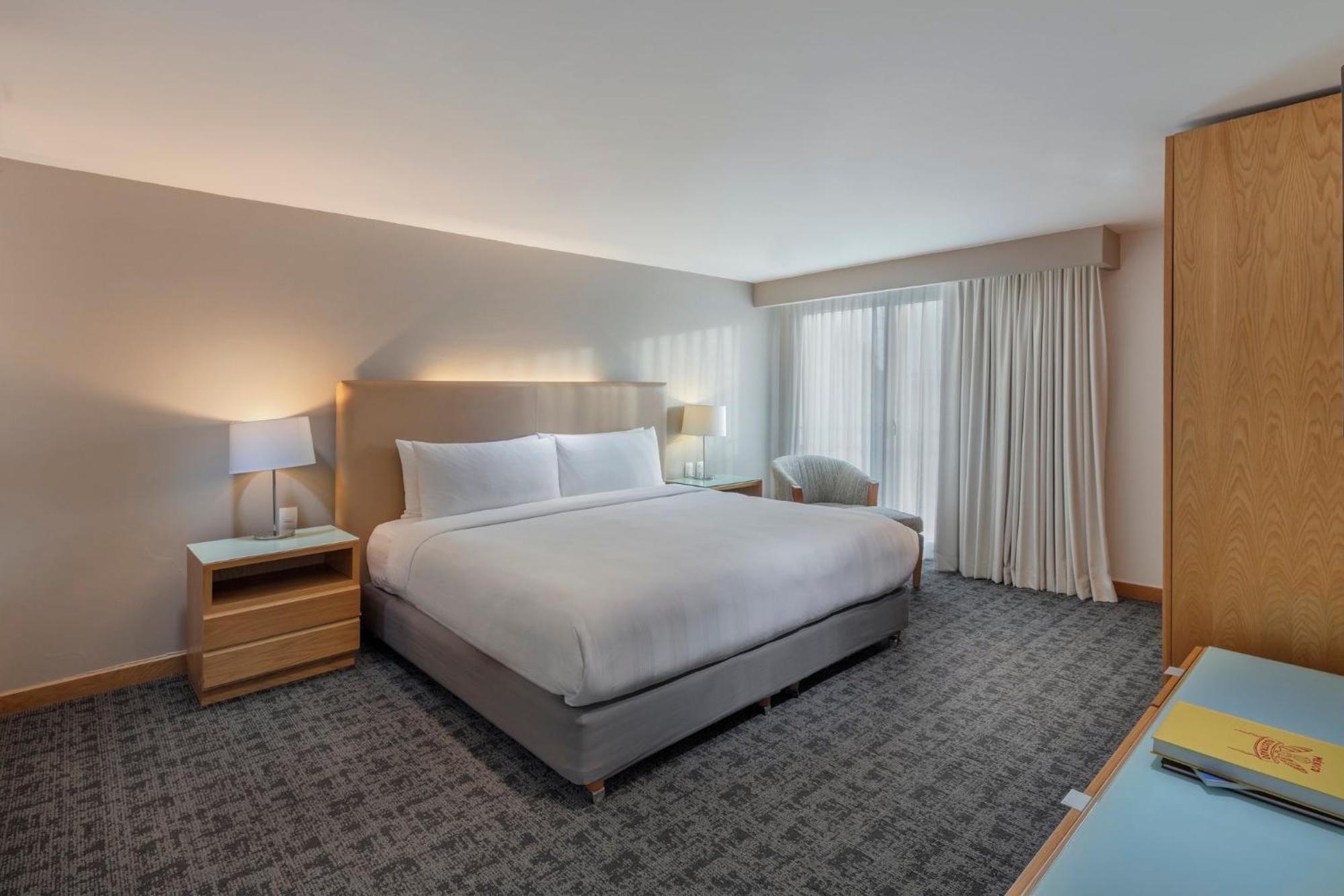เปรซิเดนเต อินเตอร์คอนติเนนตัล ปวยบลา Hotel ภายนอก รูปภาพ